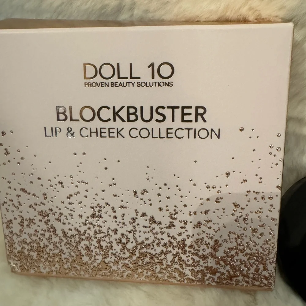 DOLL 10 BLOCKBUSTER LIP AND CHEEK COLLECTION. Swagger and Stiletto. NIB